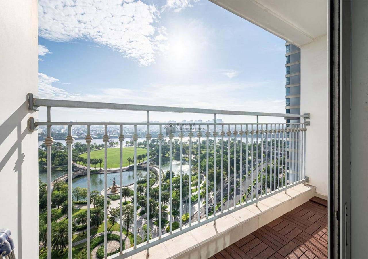 The Vinhomes Central Park Apartments - The Buildings Surrounding Landmark 81 ホーチミン市 エクステリア 写真